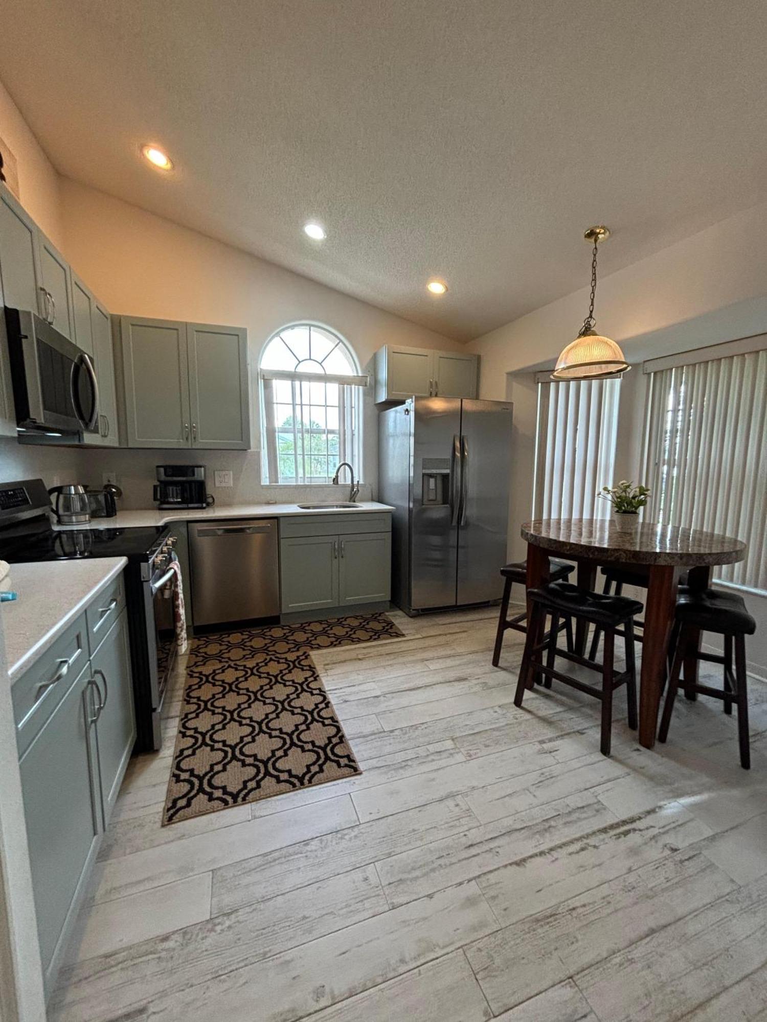 Bsv1607 - Amazing 5 Bedroom Home With Free Wifi And Private Pool & Spa 奥兰多 外观 照片